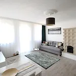 Lägenhet Lelle *