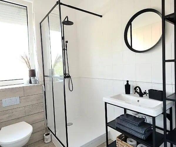 Lelle Apartament *